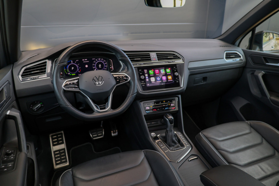 Volkswagen Tiguan 1.4 TSI eHybrid R-Line Business+ | BTW | LEDER | 2X MEMORY | STOEL&STUURVERWARMING | ACC | 360 |