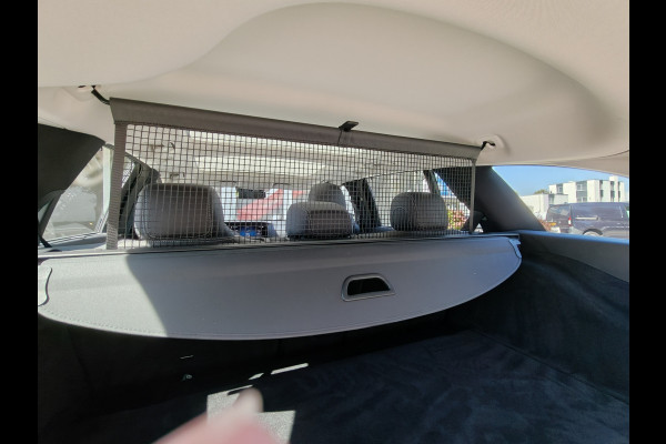 Mercedes-Benz E-Klasse Estate 300e AMG Line / Keyless / Burmester / Camera Achter / Elektr. Stoelen / stoelverwarming / Pano /