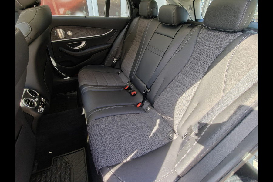 Mercedes-Benz E-Klasse Estate 300e AMG Line / Keyless / Burmester / Camera Achter / Elektr. Stoelen / stoelverwarming / Pano /