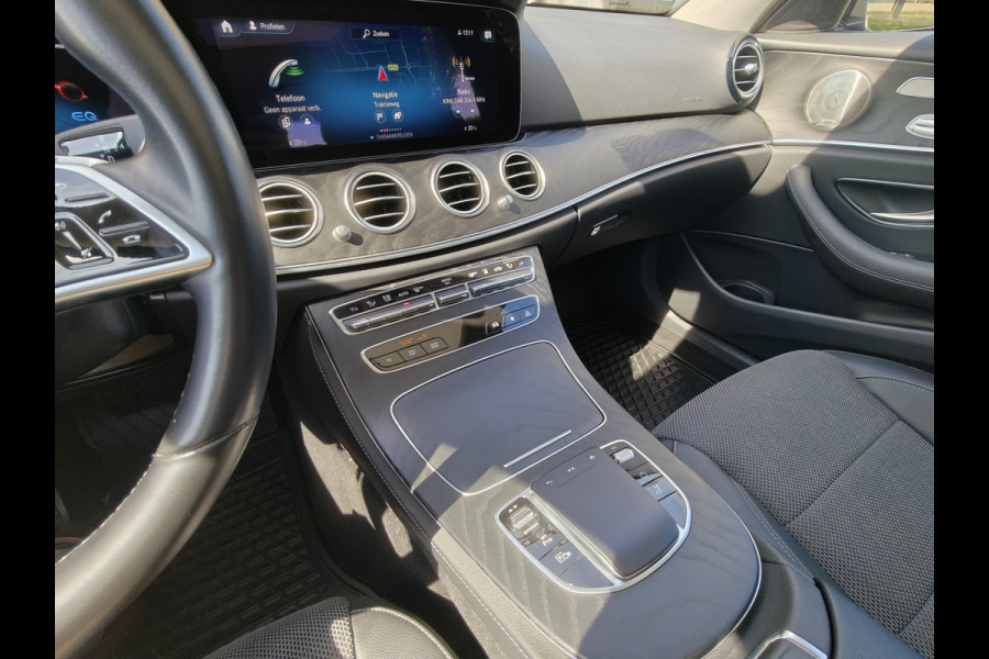 Mercedes-Benz E-Klasse Estate 300e AMG Line / Keyless / Burmester / Camera Achter / Elektr. Stoelen / stoelverwarming / Pano /