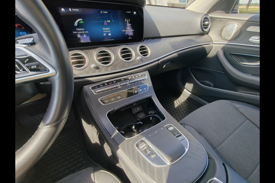 Mercedes-Benz E-Klasse Estate 300e AMG Line / Keyless / Burmester / Camera Achter / Elektr. Stoelen / stoelverwarming / Pano /