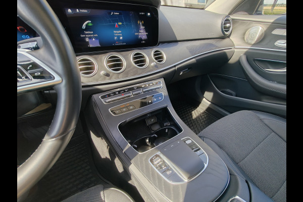 Mercedes-Benz E-Klasse Estate 300e AMG Line / Keyless / Burmester / Camera Achter / Elektr. Stoelen / stoelverwarming / Pano /