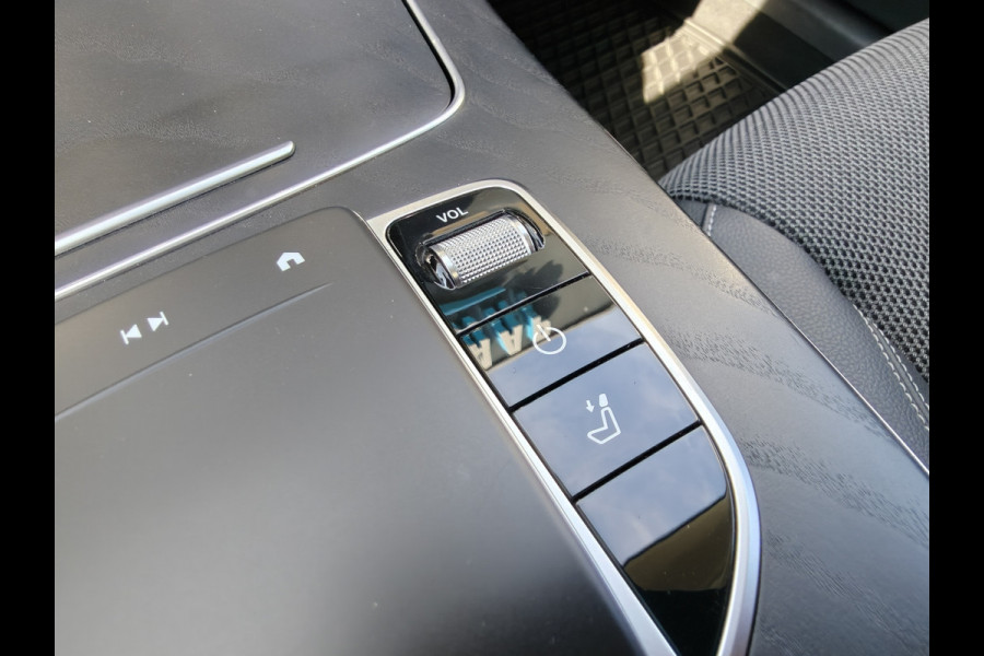 Mercedes-Benz E-Klasse Estate 300e AMG Line / Keyless / Burmester / Camera Achter / Elektr. Stoelen / stoelverwarming / Pano /