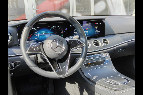 Mercedes-Benz E-Klasse Estate 300e AMG Line / Keyless / Burmester / Camera Achter / Elektr. Stoelen / stoelverwarming / Pano /
