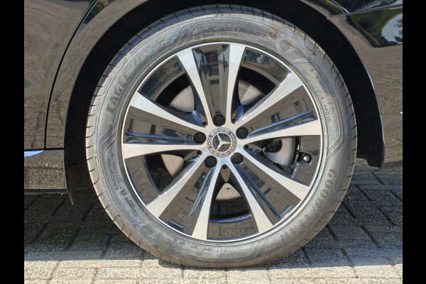 Mercedes-Benz E-Klasse Estate 300e AMG Line / Keyless / Burmester / Camera Achter / Elektr. Stoelen / stoelverwarming / Pano /