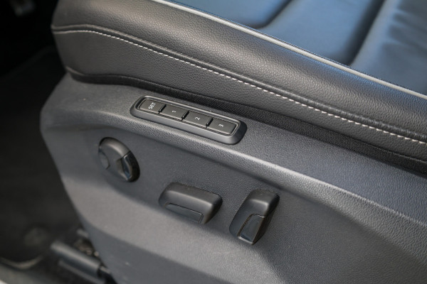 Volkswagen Tiguan 1.4 TSI eHybrid R-Line Business+ | BTW | LEDER | 2X MEMORY | STOEL&STUURVERWARMING | ACC | 360 |