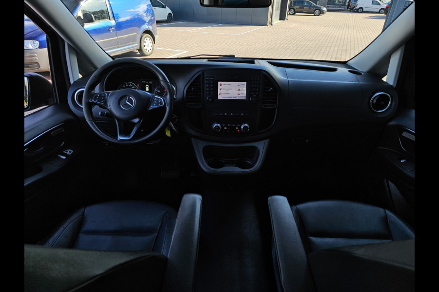 Mercedes-Benz Vito 116 CDI Lang DC Comfort Automaat | LED | Standkachel | Camera | Stoelverwarming | Leder | Trekhaak | Keyless | Blind Spot | Lane assist |