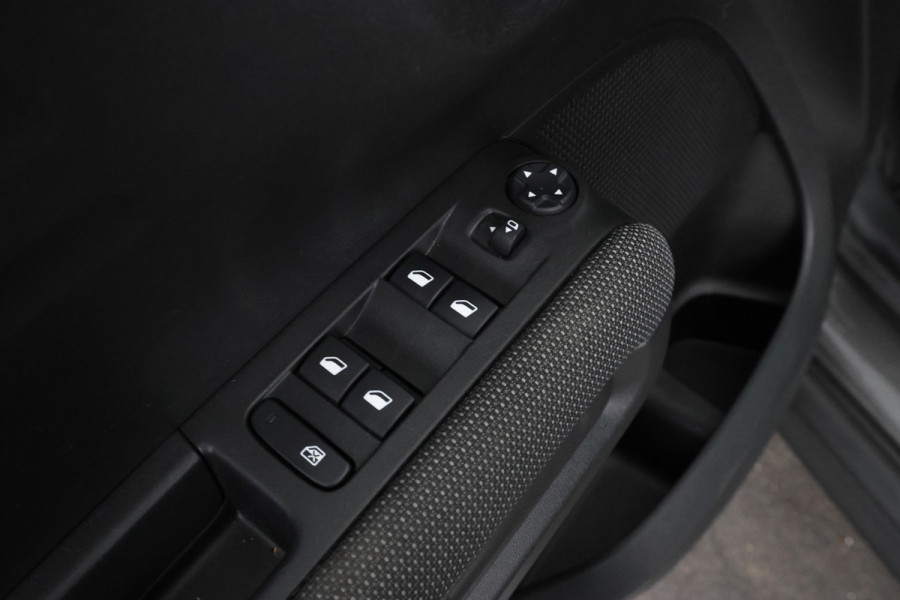 Citroën C3 Aircross 1.2 PureTech S&S C-Series Navigatie, Cruise, Apple Carplay
