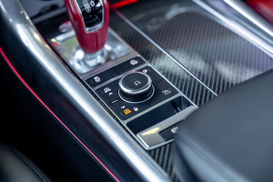 Land Rover Range Rover Sport 5.0 V8 SC SVR - Panorama | Carbon | Meridian | Stoelkoeling | Memory