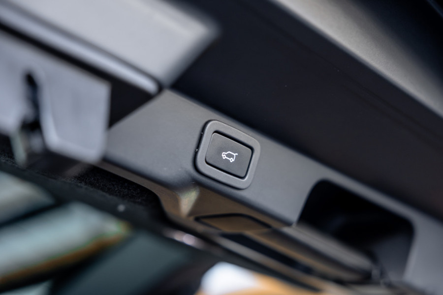 Land Rover Range Rover Sport 5.0 V8 SC SVR - Panorama | Carbon | Meridian | Stoelkoeling | Memory