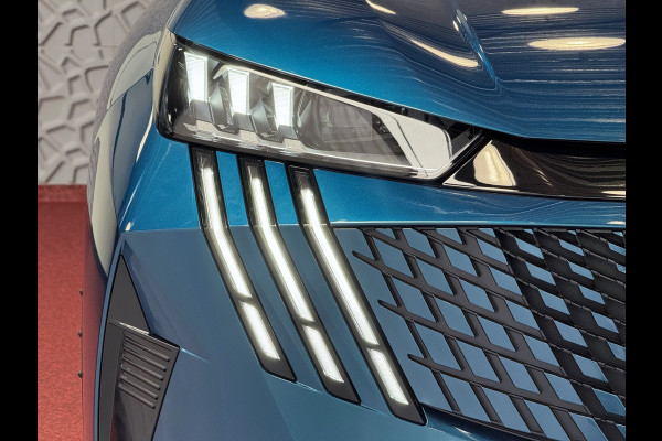 Peugeot 5008 1.2 GT NIEUWE AUTO 7PERS OPENDAK STOEL/STUUR VERW. ELEK.KLEP LED Copy copy