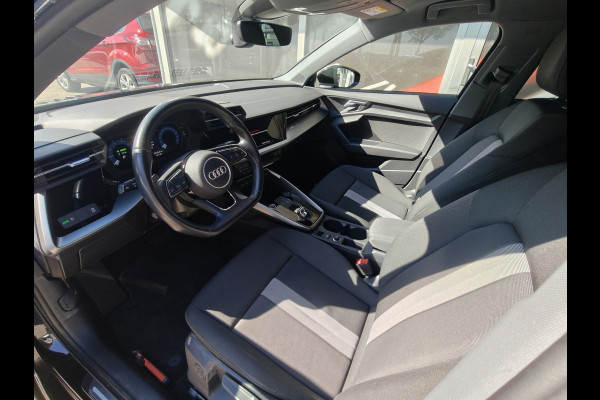 Audi A3 Sportback 40 TFSI PHEV Advanced edition / Camera / PDC V+A / Carplay / Stoelverwarming /