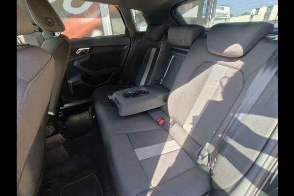 Audi A3 Sportback 40 TFSI PHEV Advanced edition / Camera / PDC V+A / Carplay / Stoelverwarming /