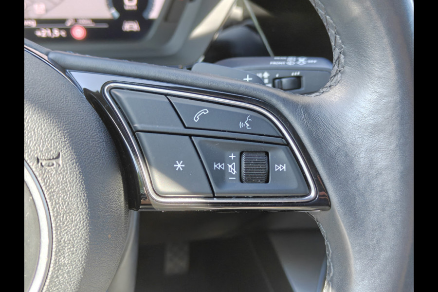 Audi A3 Sportback 40 TFSI PHEV Advanced edition / Camera / PDC V+A / Carplay / Stoelverwarming /