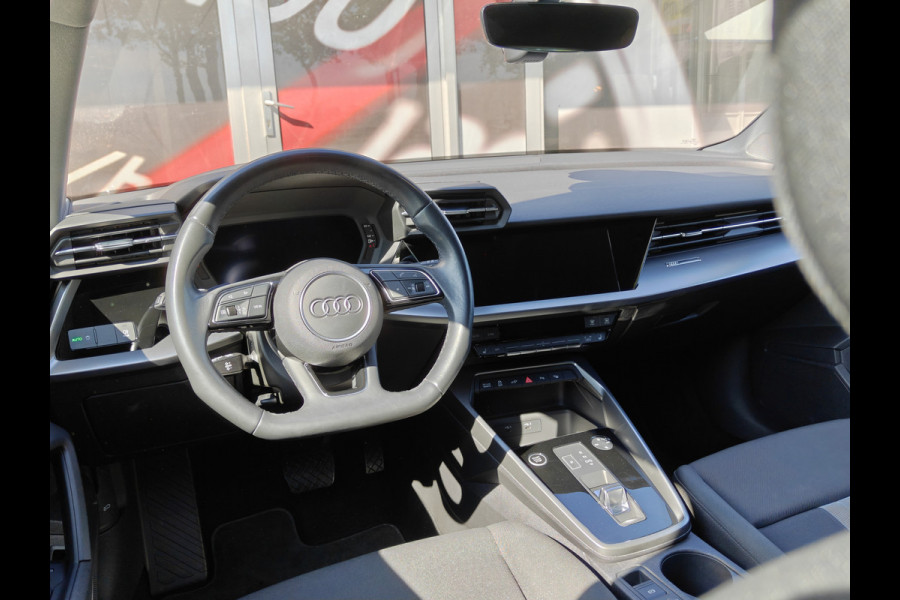 Audi A3 Sportback 40 TFSI PHEV Advanced edition / Camera / PDC V+A / Carplay / Stoelverwarming /