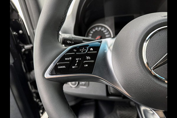 Mercedes-Benz Sprinter 319 CDI L2H2 Pro Trekhaak Navigatie Parkeerpakket Stoelverwarming Led high performance