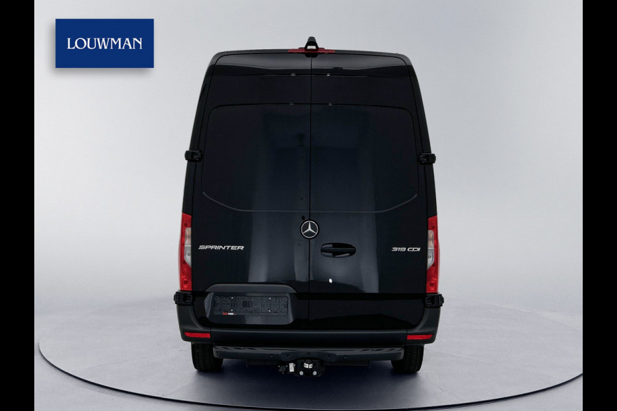 Mercedes-Benz Sprinter 319 CDI L2H2 Pro Trekhaak Navigatie Parkeerpakket Stoelverwarming Led high performance