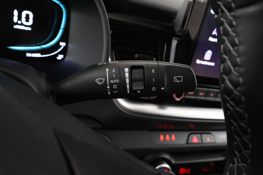 Kia Stonic 1.0 T-GDi MHEV DynamicPlusLine Trekhaak! Navigatie, Climate,