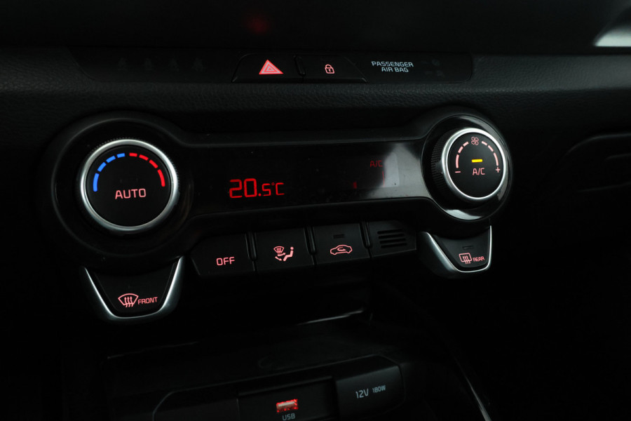 Kia Stonic 1.0 T-GDi MHEV DynamicPlusLine Trekhaak! Navigatie, Climate,