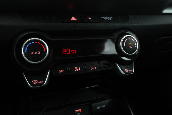 Kia Stonic 1.0 T-GDi MHEV DynamicPlusLine Trekhaak! Navigatie, Climate,