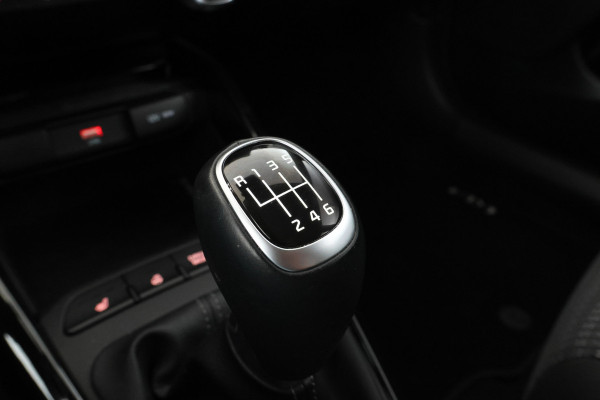 Kia Stonic 1.0 T-GDi MHEV DynamicPlusLine Trekhaak! Navigatie, Climate,