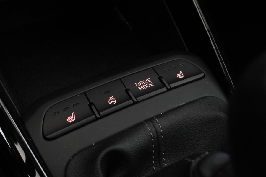 Kia Stonic 1.0 T-GDi MHEV DynamicPlusLine Trekhaak! Navigatie, Climate,