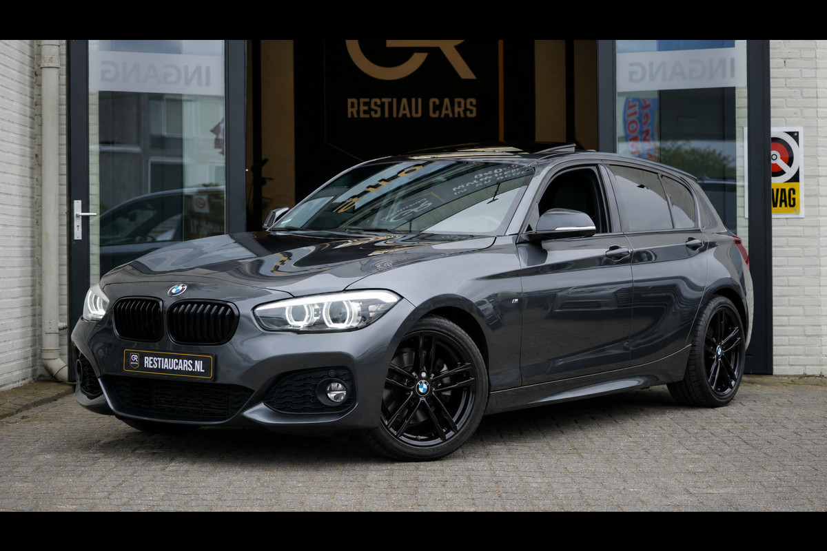 BMW 1-serie 118i M Sport Shadow Line AUTOMAAT|CRUISE|FULL LED|LEDER|NAVIGATIE|PANORAMA|STOELVERWARMING|TREKHAAK