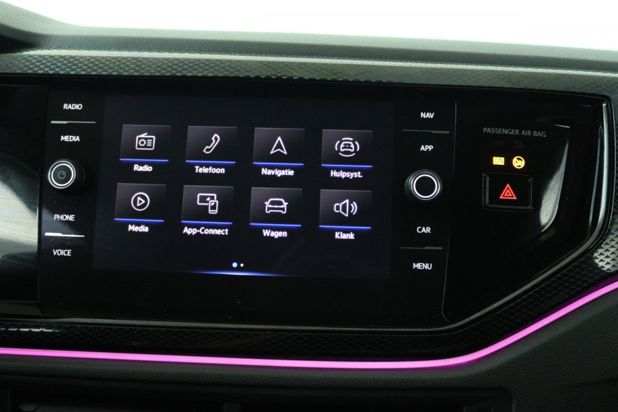 Volkswagen Polo 1.0 TSI Life (CRUISE CONTROL ADAPTIEF, NAVIGATIE, CARPLAY, PARKEERSENSOREN)