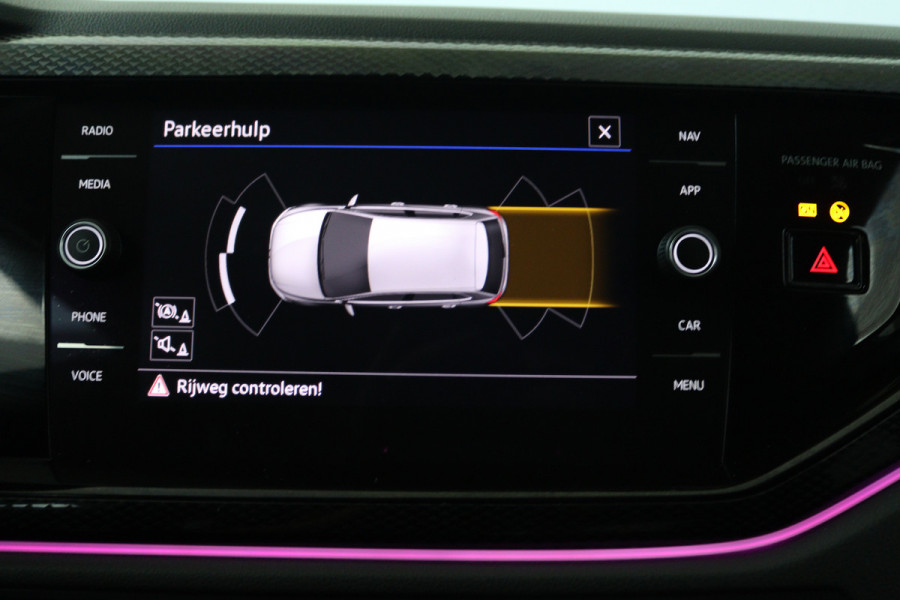 Volkswagen Polo 1.0 TSI Life (CRUISE CONTROL ADAPTIEF, NAVIGATIE, CARPLAY, PARKEERSENSOREN)