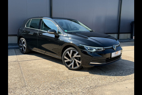 Volkswagen Golf 1.5 TSI STYLE 150PK Business Carplay /massage enz 1e eig