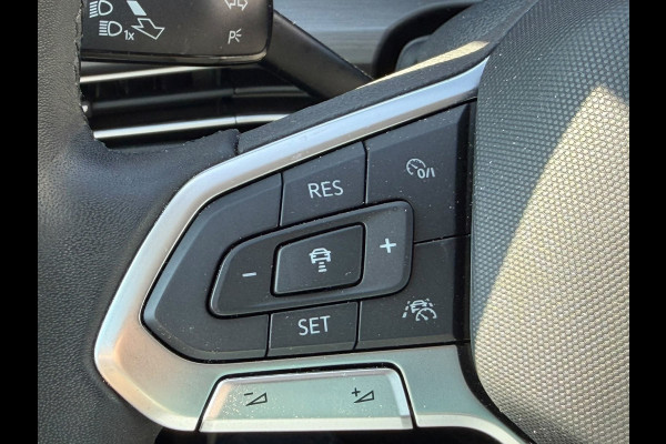 Volkswagen Golf 1.5 TSI STYLE 150PK Business Carplay /massage enz 1e eig
