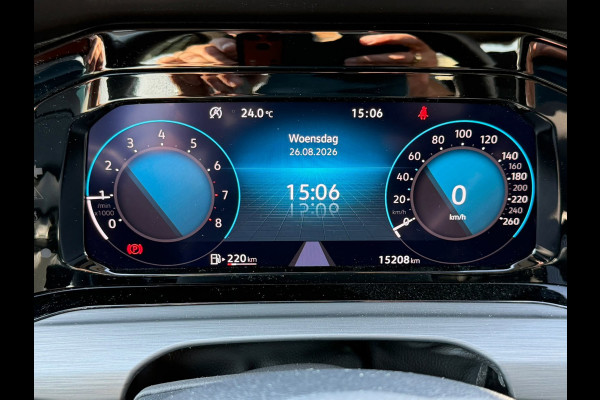 Volkswagen Golf 1.5 TSI STYLE 150PK Business Carplay /massage enz 1e eig