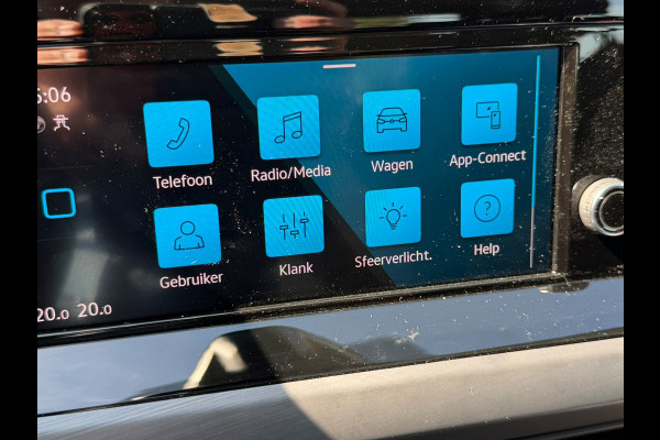 Volkswagen Golf 1.5 TSI STYLE 150PK Business Carplay /massage enz 1e eig