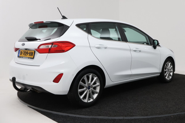 Ford Fiesta 1.0 EcoBoost Titanium (STOEL/STUUR VERWARMING, CAMERA, TREKHAAK, CRUISE ADAPTIEF)