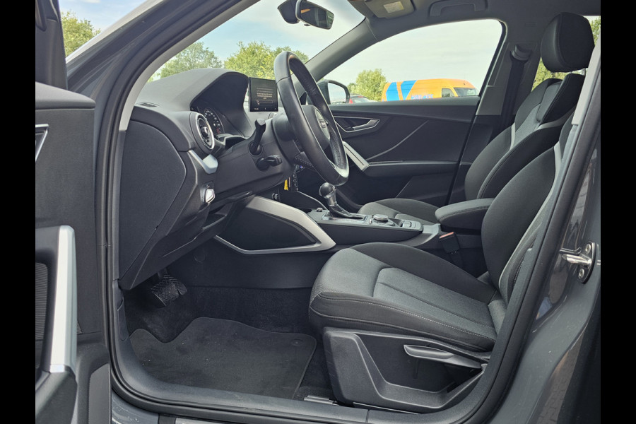 Audi Q2 1.0 TFSI Sport Pro Line S | Automaat | LED | Trekhaak | Stoelverwarming | PDC | Cruise | LMV 18" | Navi |