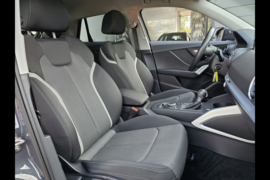Audi Q2 1.0 TFSI Sport Pro Line S | Automaat | LED | Trekhaak | Stoelverwarming | PDC | Cruise | LMV 18" | Navi |