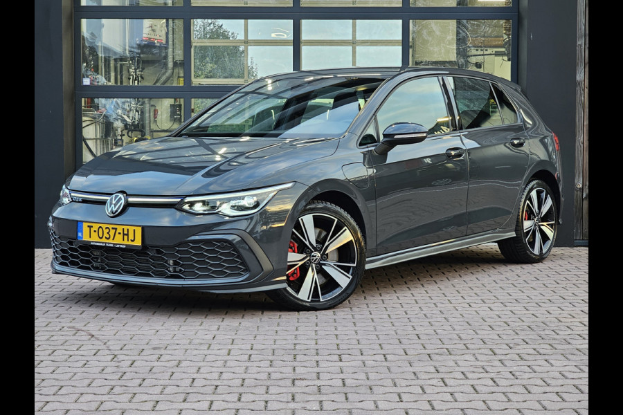 Volkswagen Golf 1.4 eHybrid GTE | LED | ACC | Sporstoelen | Virtual | Navi | App-connect | All-seasons |