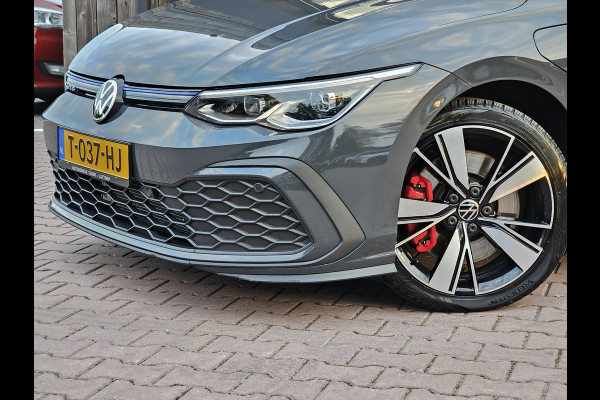 Volkswagen Golf 1.4 eHybrid GTE | LED | ACC | Sporstoelen | Virtual | Navi | App-connect | All-seasons |