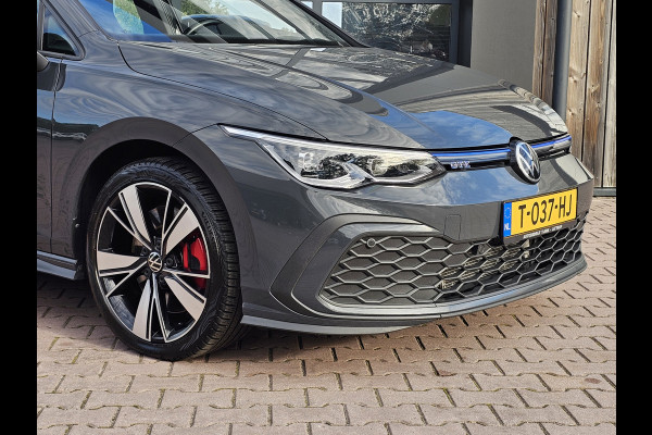 Volkswagen Golf 1.4 eHybrid GTE | LED | ACC | Sporstoelen | Virtual | Navi | App-connect | All-seasons |