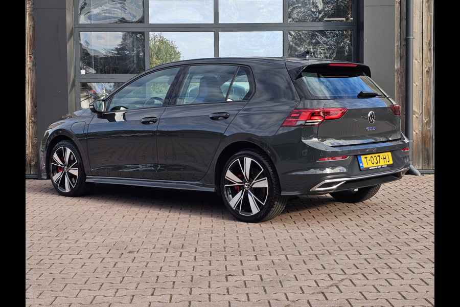 Volkswagen Golf 1.4 eHybrid GTE | LED | ACC | Sporstoelen | Virtual | Navi | App-connect | All-seasons |