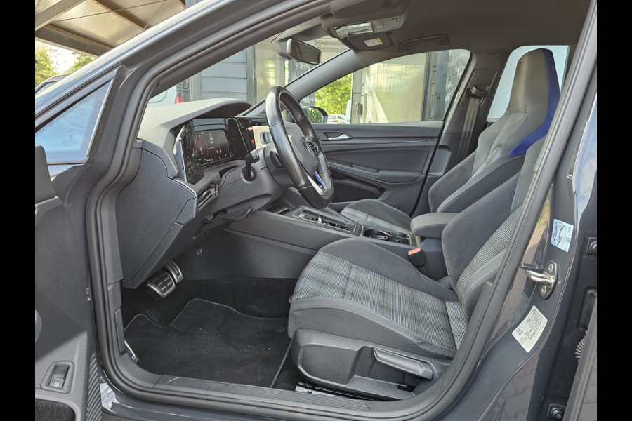 Volkswagen Golf 1.4 eHybrid GTE | LED | ACC | Sporstoelen | Virtual | Navi | App-connect | All-seasons |