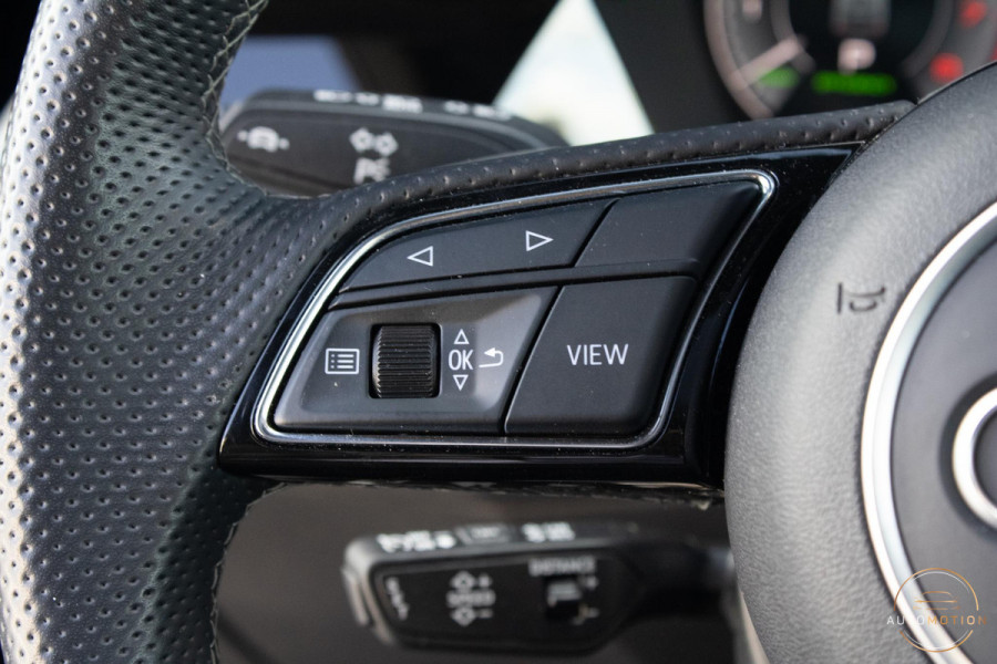 Audi A3 Sportback 45 TFSIe Sline Competition PANO MATRIX MAXTON KEYLESS