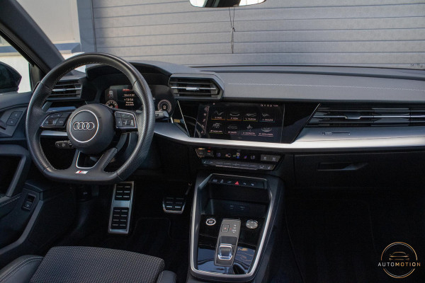 Audi A3 Sportback 45 TFSIe Sline Competition PANO MATRIX MAXTON KEYLESS