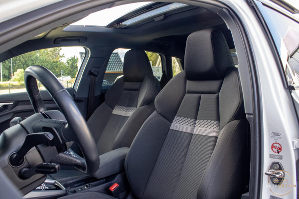 Audi A3 Sportback 40TFSIe Sline Pano Camera Maxton Keyless Stoelverwarming