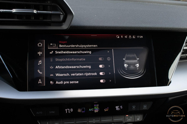 Audi A3 Sportback 40TFSIe Sline Pano Camera Maxton Keyless Stoelverwarming