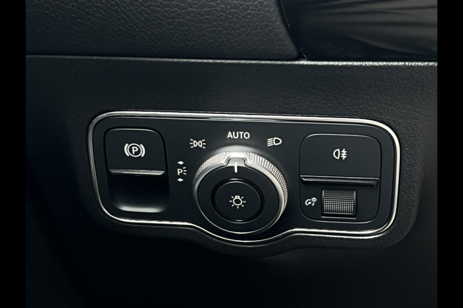 Mercedes-Benz EQA 250+ Business Line 71 kWh | All Season | LED | Camera