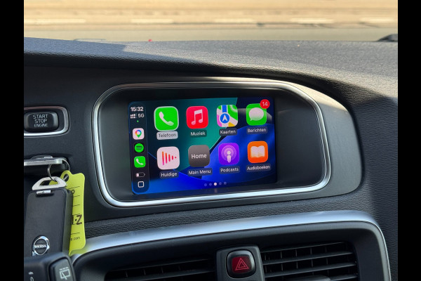 Volvo V40 1.5 T2 Nordic+ | Carplay/Android, Cruise, Stoelverw., Leder, Clima, Trekhaak | |