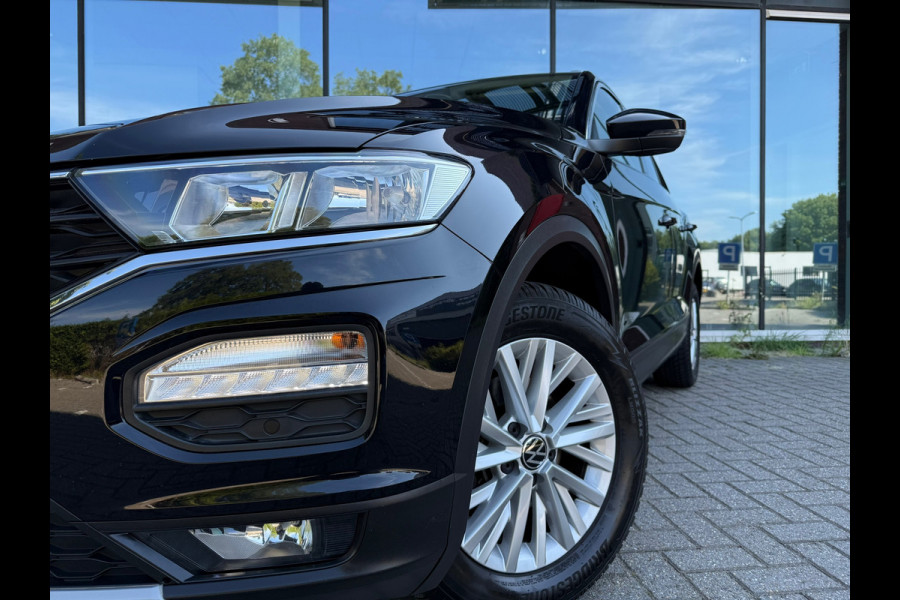 Volkswagen T-Roc 1.0 TSI Style Business - Navi - Airco - Parkeerhulp - Org.NL