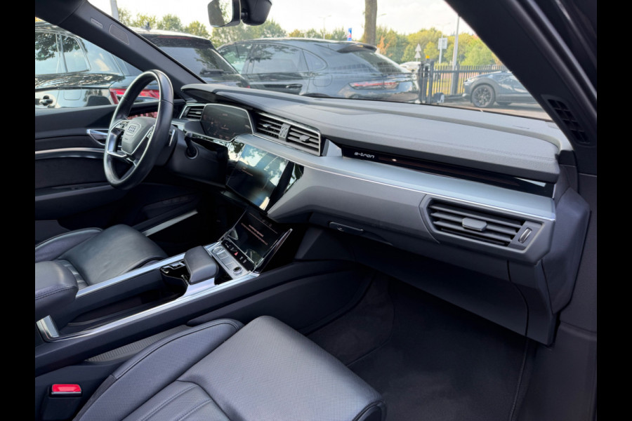 Audi e-tron 55 quattro S edition 95 kWh / SoH 94,6% / Panoramadak / 360Camera / Head-up / Luxe Leder / Luchtvering / 21'' / B&O / Softclose / Matrix LED / CarPlay / Dodehoek / DAB / ACC / Stoelmassage+Ventilatie