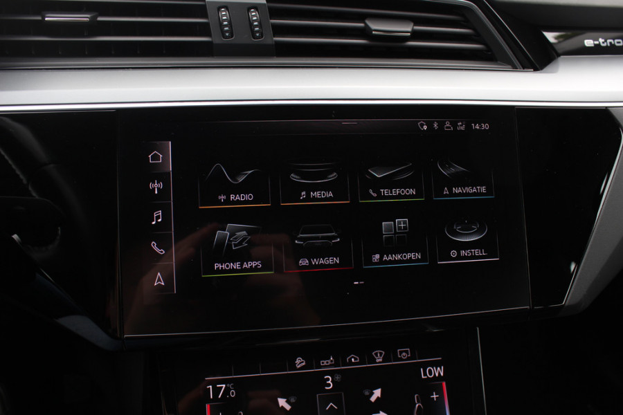 Audi e-tron 55 quattro S edition 95 kWh / SoH 94,6% / Panoramadak / 360Camera / Head-up / Luxe Leder / Luchtvering / 21'' / B&O / Softclose / Matrix LED / CarPlay / Dodehoek / DAB / ACC / Stoelmassage+Ventilatie